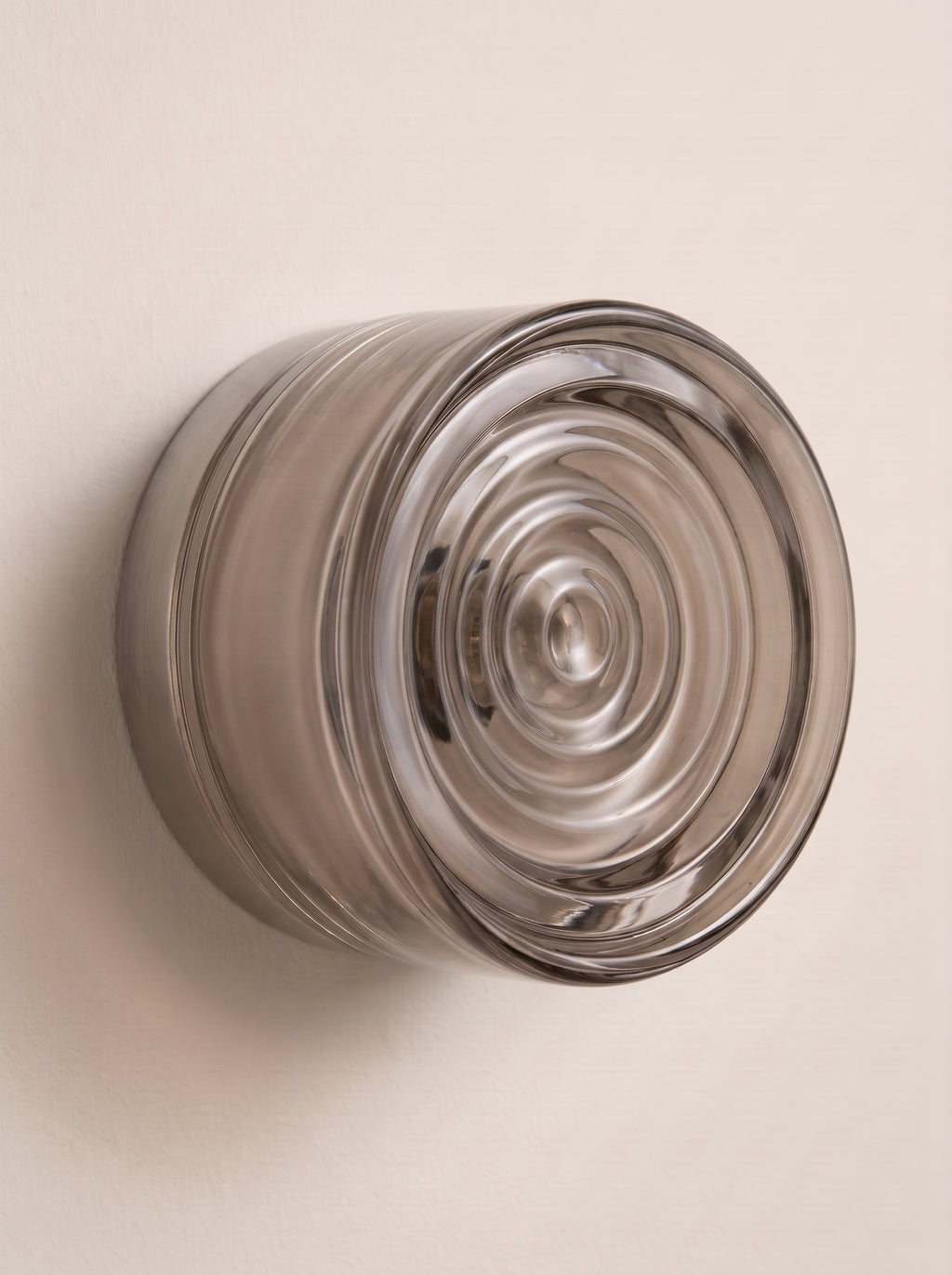 Applique murale ONDE fumé, verre moulé