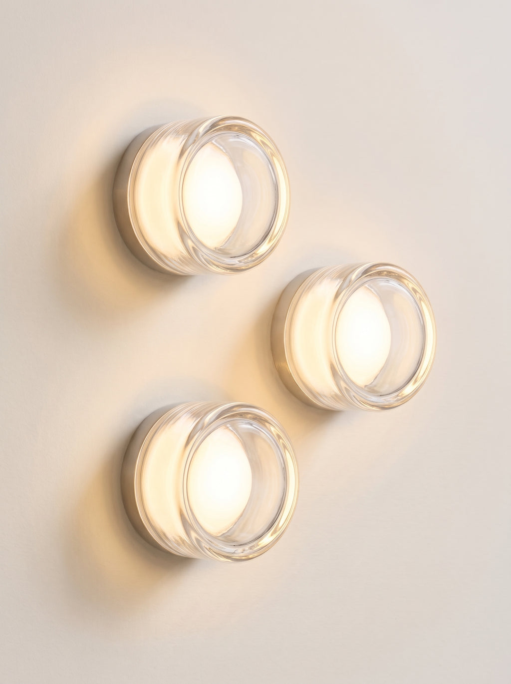 Applique murale ORBE opale, verre lisse